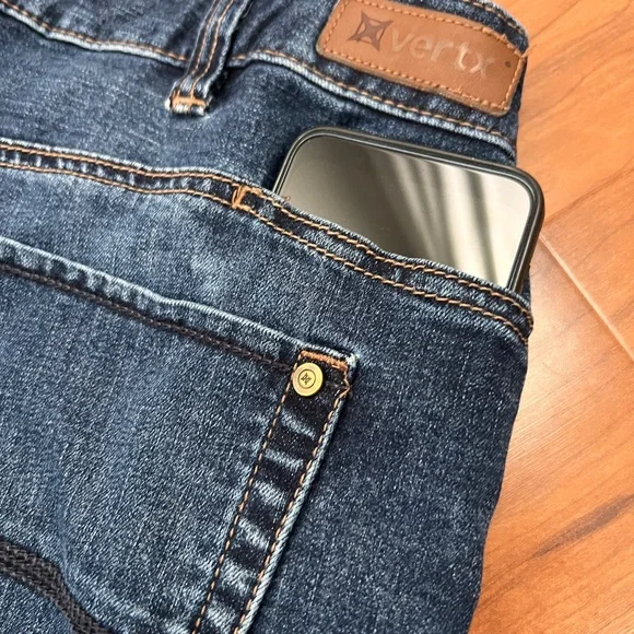 EUC Men’s VERTX Classic DARK WASH Blue Jeans 33x32 - Picture 6 of 10